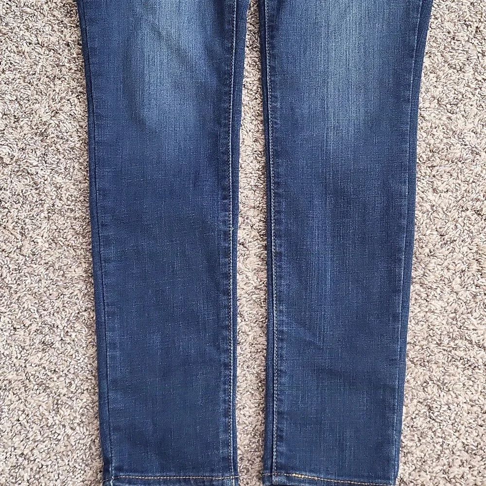 SALE--Levi's Women's Dark Blue Rinse 711 Skinny Jeans - Picture 8 of 11